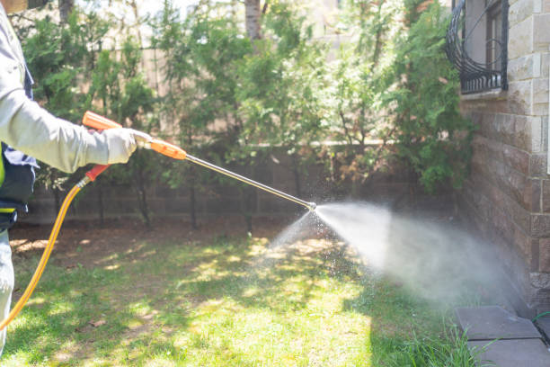 Best Commercial Pest Control Services  in Camden, TN